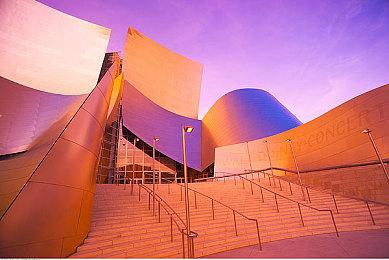 《吸血鬼幸存者》最新更新上线 试听音乐调整武器等